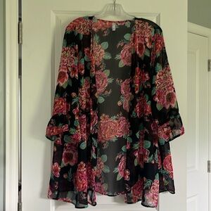 Xhilaration Kimono XXL, black floral